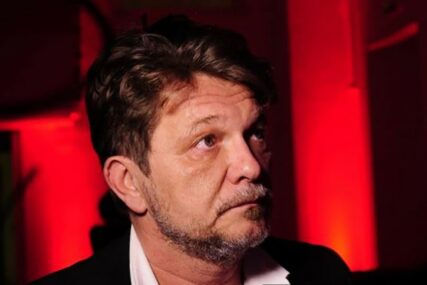 (FOTO) Zovu je srpskom Monicom Bellucci: 30 godina je u braku s Draganom Bjelogrlićem