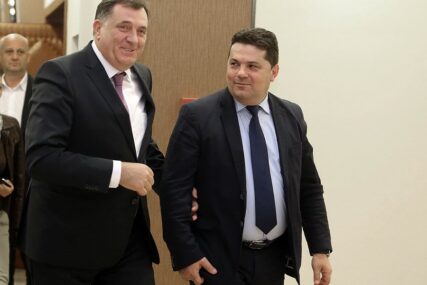 Milorad i Igor Dodik spremni izbaciti Stevandića i Ujedinjenu Srpsku iz vlasti odmah nakon izbora!?