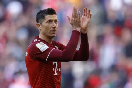 Lewandowski ne odustaje od Barcelone, Bayern očekuje i tužbu
