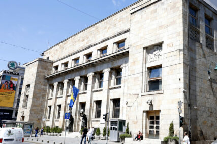 Zašto su depoziti stanovništva za mjesec dana porasli za 400 miliona KM?