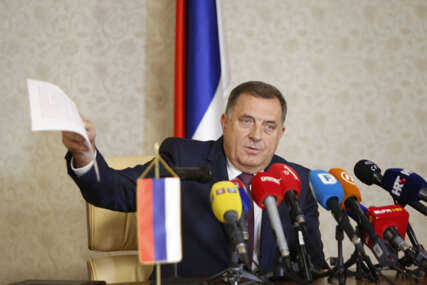 Dodik ponovo izabran na mjesto lidera SNSD-a, govorio o “mirnom razlazu FBiH i RS”