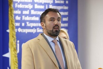 Stojanović: Sutra sastanak Trojke, HDZ-a i SNSD-a