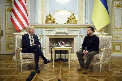 Bidenova odlazeća administracija priprema velike količine vojne pomoći Ukrajini