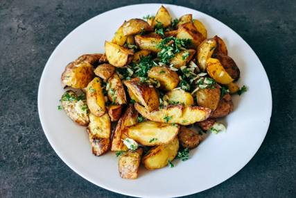 DONOSIMO RECEPT Volite hrskavi pekarski krompir iz restorana i pitate se kako im tako uspije?