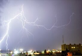 BiH: Zbog grmljavine na području Hercegovine na snazi žuti meteoalarm