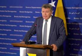 SAFET KEŠO, ZASTUPNIK SDA Prijedlogom zakona o Sudu ideja Vrhovnog suda BiH definitivno je sahranjena