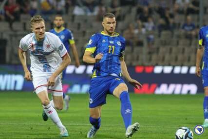 Edin Džeko izveo je večeras Zmajeve protiv Lihtenštajna. Ni slutio nije šta mu se upravo desilo