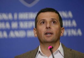 Iz policije o novim prijetnjama Nebojši Vukanoviću: Protiv osumnjičenih podnijeli su izvještaj...
