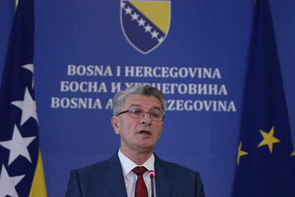 Mehmedović iznio OZBILJNE OPTUŽBE - FBiH oštećena za 370 miliona KM na raspodjeli prihoda u korist RS-a?