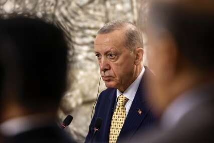 Erdogan: Nastavljamo diplomatske napore da se uspostavi mir u regionu i svijetu