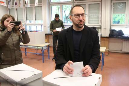 Tomašević ostaje na čelu Zagreba, Split i Rijeka dobili nove gradonačelnike