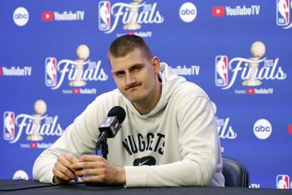 Nikola Jokić nasmijao novinare, pitali ga kako će proslaviti 30.rođendan (VIDEO)