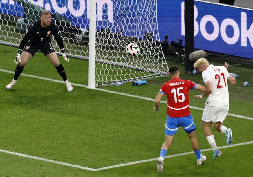 FOTO: EPA-EFE/ROBERT GHEMENT