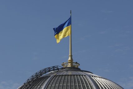 Bivši britanski ministar odbrane: Dogovor SAD-a s Ukrajinom o rudama je totalna iznuda