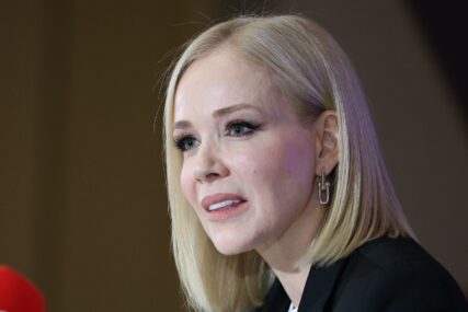 Jelena Rozga otkrila ko se uselio u njen dom