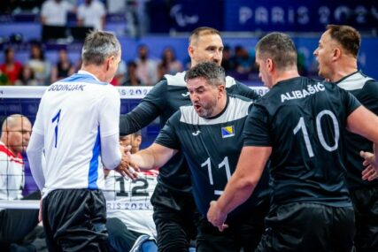 “Zlatni ljiljani” osvojili srebrenu medalju u Parizu