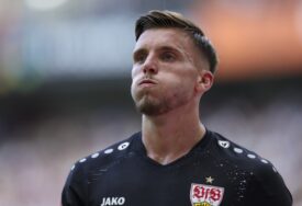 Ermedin Demirović bi mogao napraviti transfer karijere: "Klub je tražio informacije o njemu"