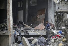 Izraelski zračni napadi usmrtili 41 Palestinca širom Pojasa Gaze