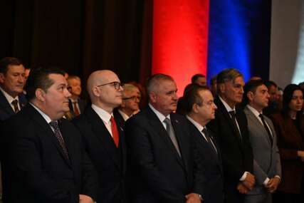 U Banjoj Luci održana svečana akademija povodom "dana RS", jedino nisu bili Dodik i Vučić