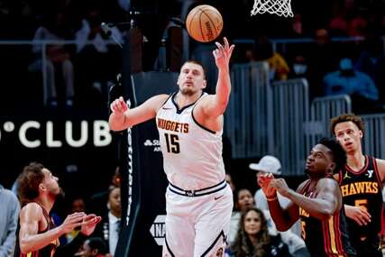Jokić isključen, Denver odigrao najgori meč u istoriji NBA plej-ofa
