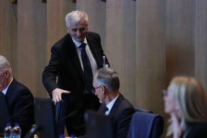 Delegati HDZ-a BiH oborili kvorum i blokirali smjenu Nikole Špirića?