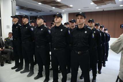 Policajci u BiH će moći raditi do 65. godine, sindikat protiv