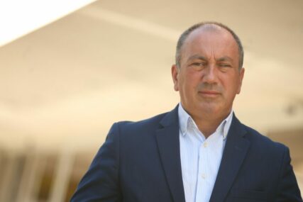 Igor Crnadak: Dodik se ponaša kao MUHA BEZ GLAVE