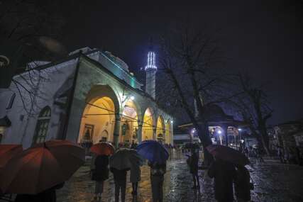 Muslimani u BiH obilježavaju odabranu noć Lejletul-kadr