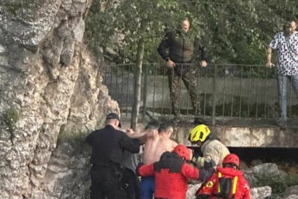 Muškarac upao u Miljacku tokom TikTok live prenosa? Detalji akcije spašavanja u Sarajevu