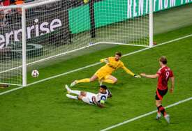 Finale Evropske lige: Poluvrijeme u Bilbau, United u problemima